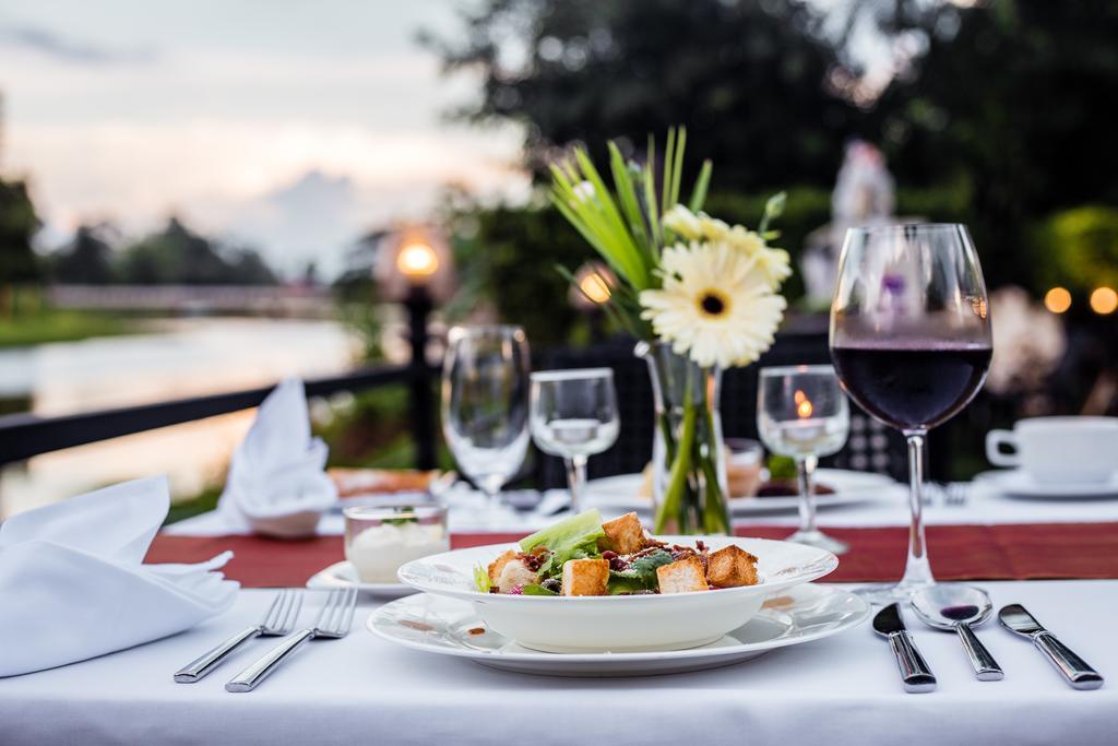 Aruntara Riverside Boutique Hotel Chiang Mai Luaran gambar